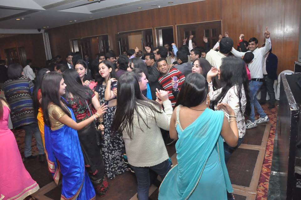Viva employees dancing